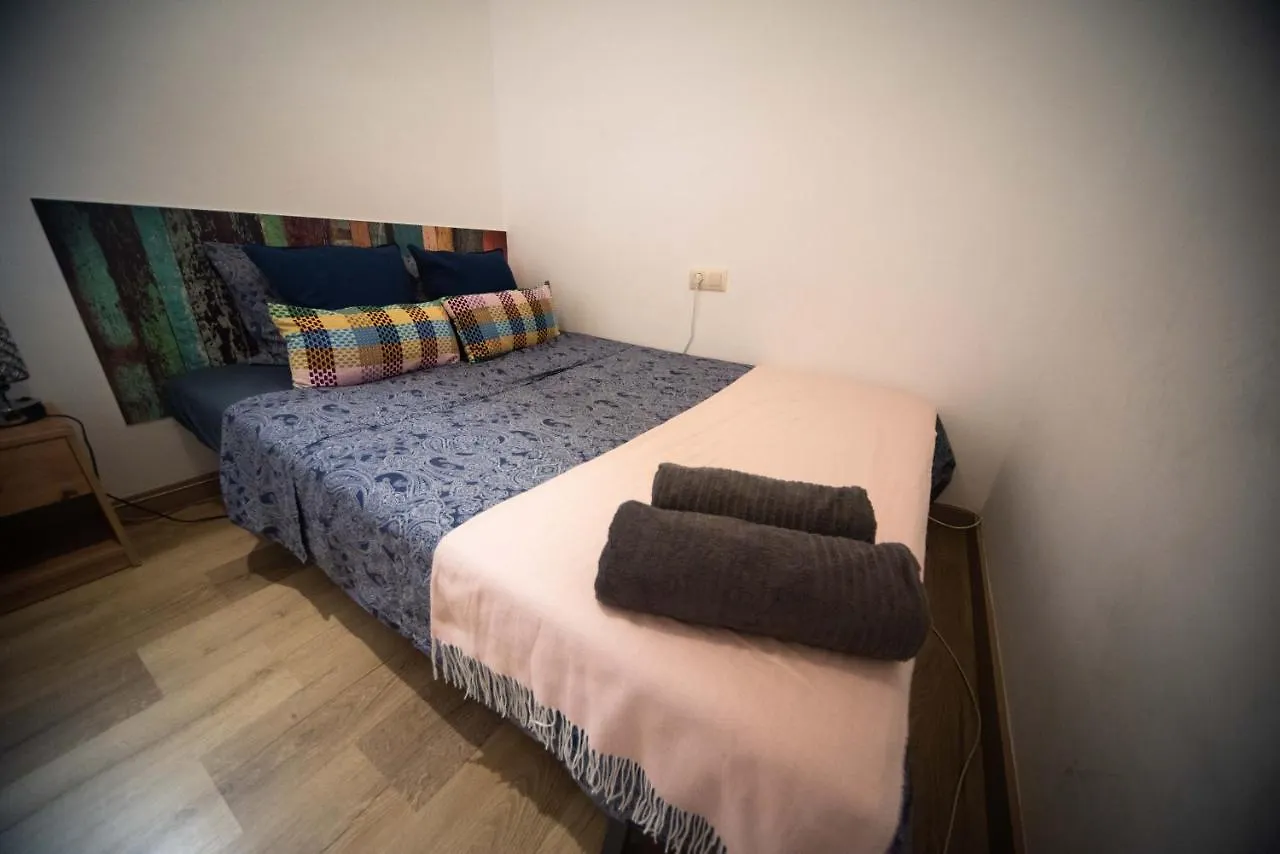 بيت شباب By Port Vell Rooms إسبانيا